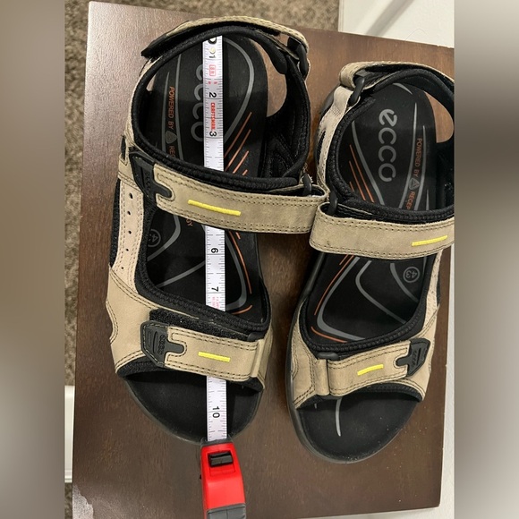 Ecco Men's Black and Tan Sandals - Picture 8 of 14